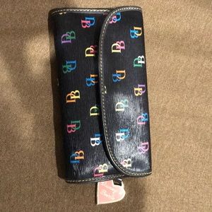 Dooney & Bourke wallet